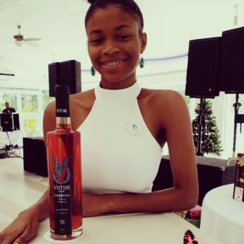 47324699_587989811648445_8638577120927046602_n